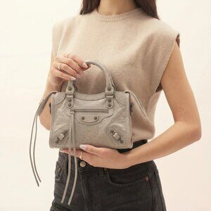 Mini Structured Handbag in Light Gray - Unbranded